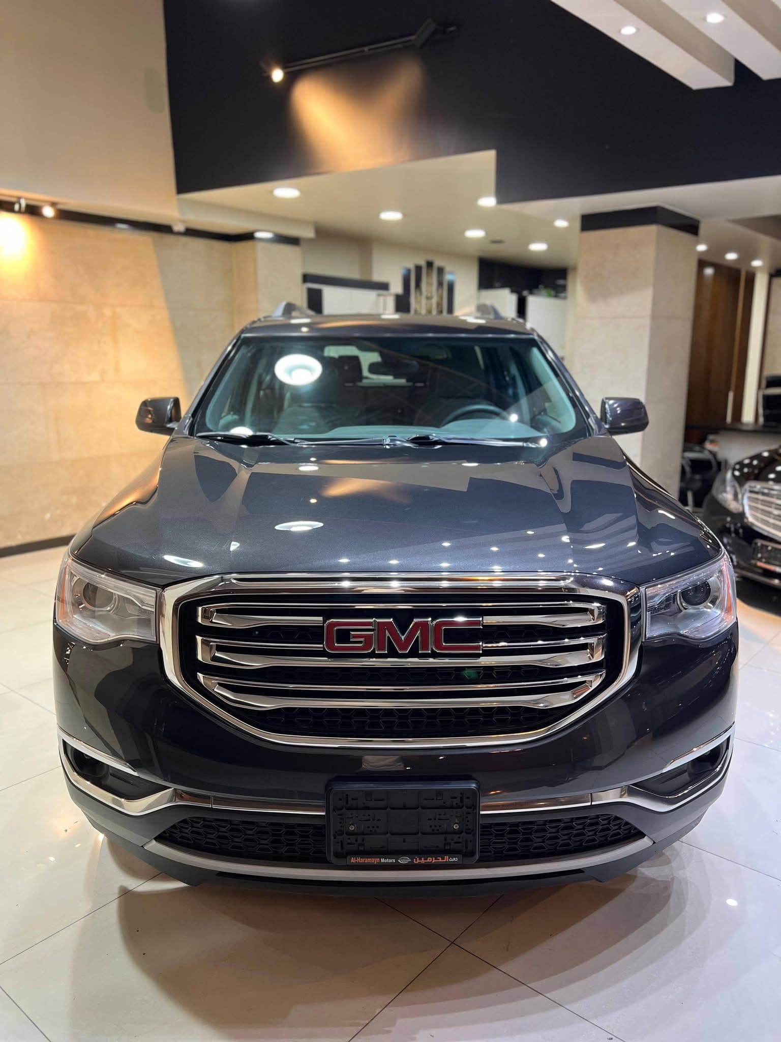 GMC Acadia